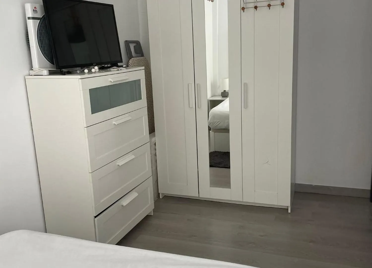 Lets In The Sun - Apartments Clavel Fuengirola